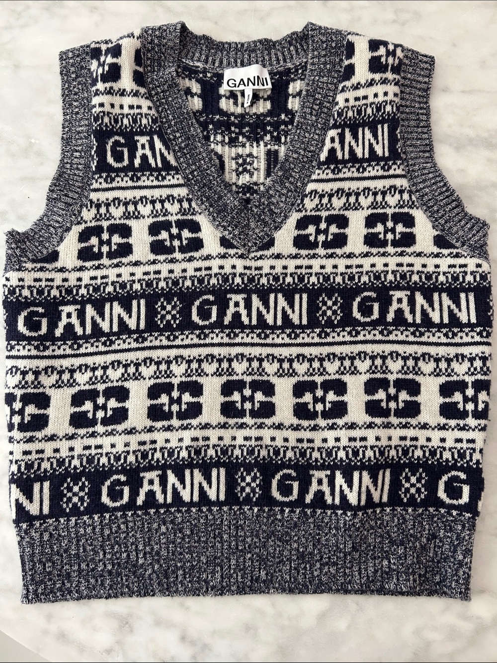Ganni Navy and White Patterned V-Neck Knit Vest